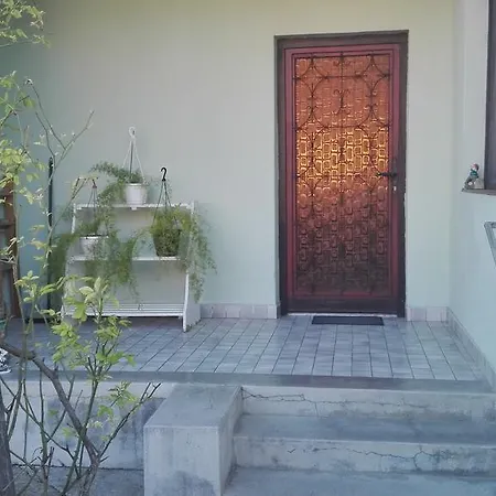 Plajbi Apartment *