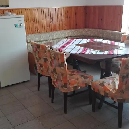 Apartment Plajbi *